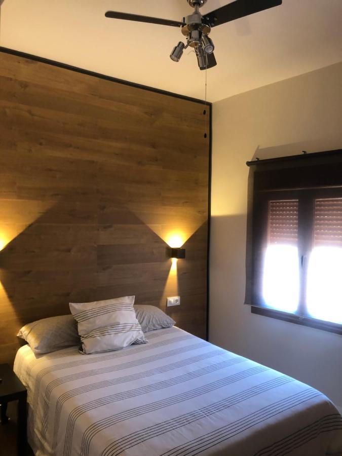 La Capital Del Jerte Apartment Plasencia Luaran gambar