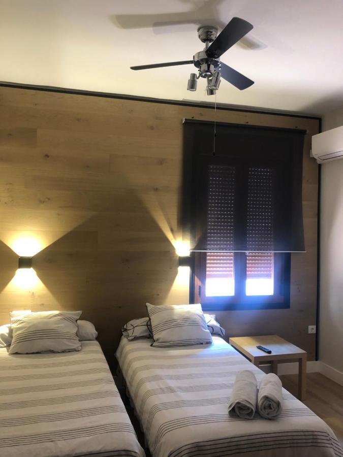 La Capital Del Jerte Apartment Plasencia Luaran gambar