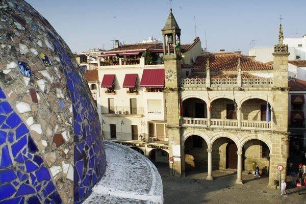 La Capital Del Jerte Apartment Plasencia Luaran gambar
